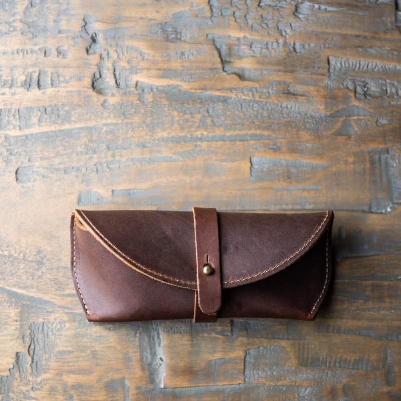 The Aviator Personalized Fine Leather Sunglass Case - Holtz Leather