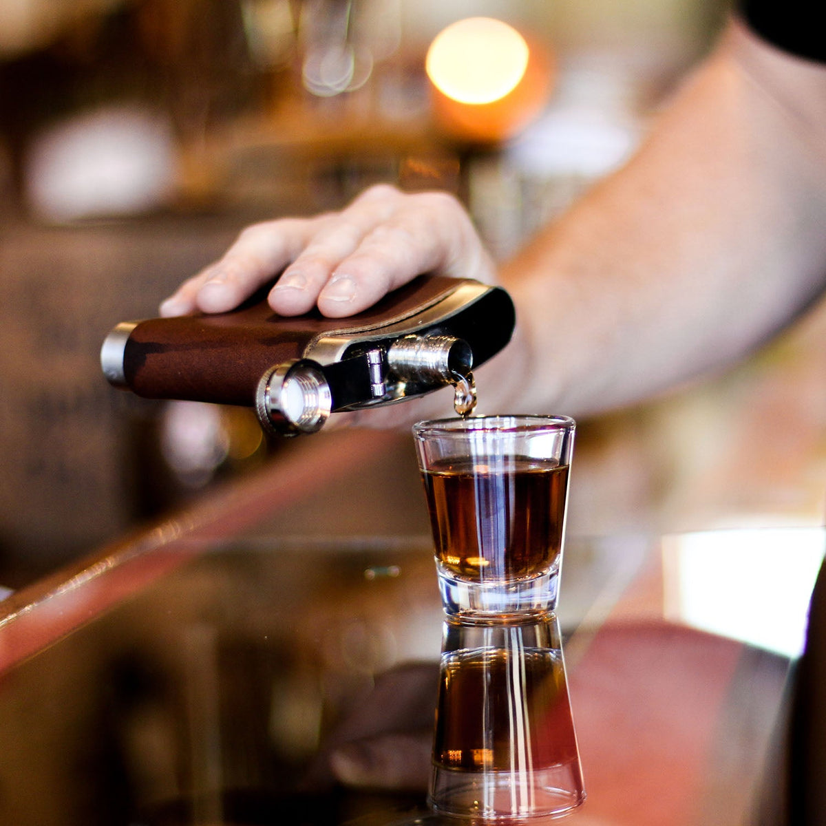 The Hatch Fine Leather Flask Wrap with Stainless Steel Flask - Holtz Leather