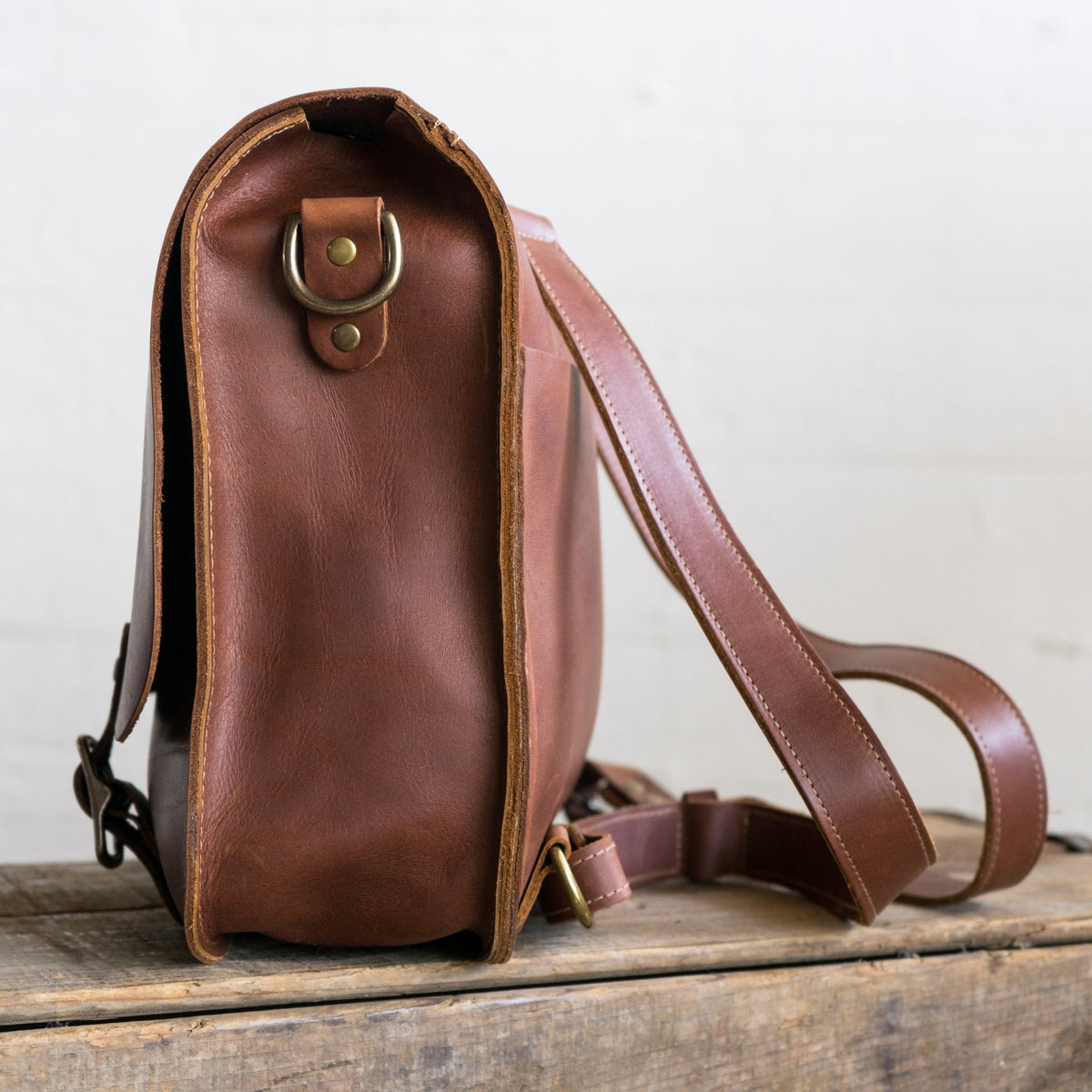 The No. 1860 EXPRESS - Fine Leather Messenger Bag & Mens Briefcase - Holtz Leather