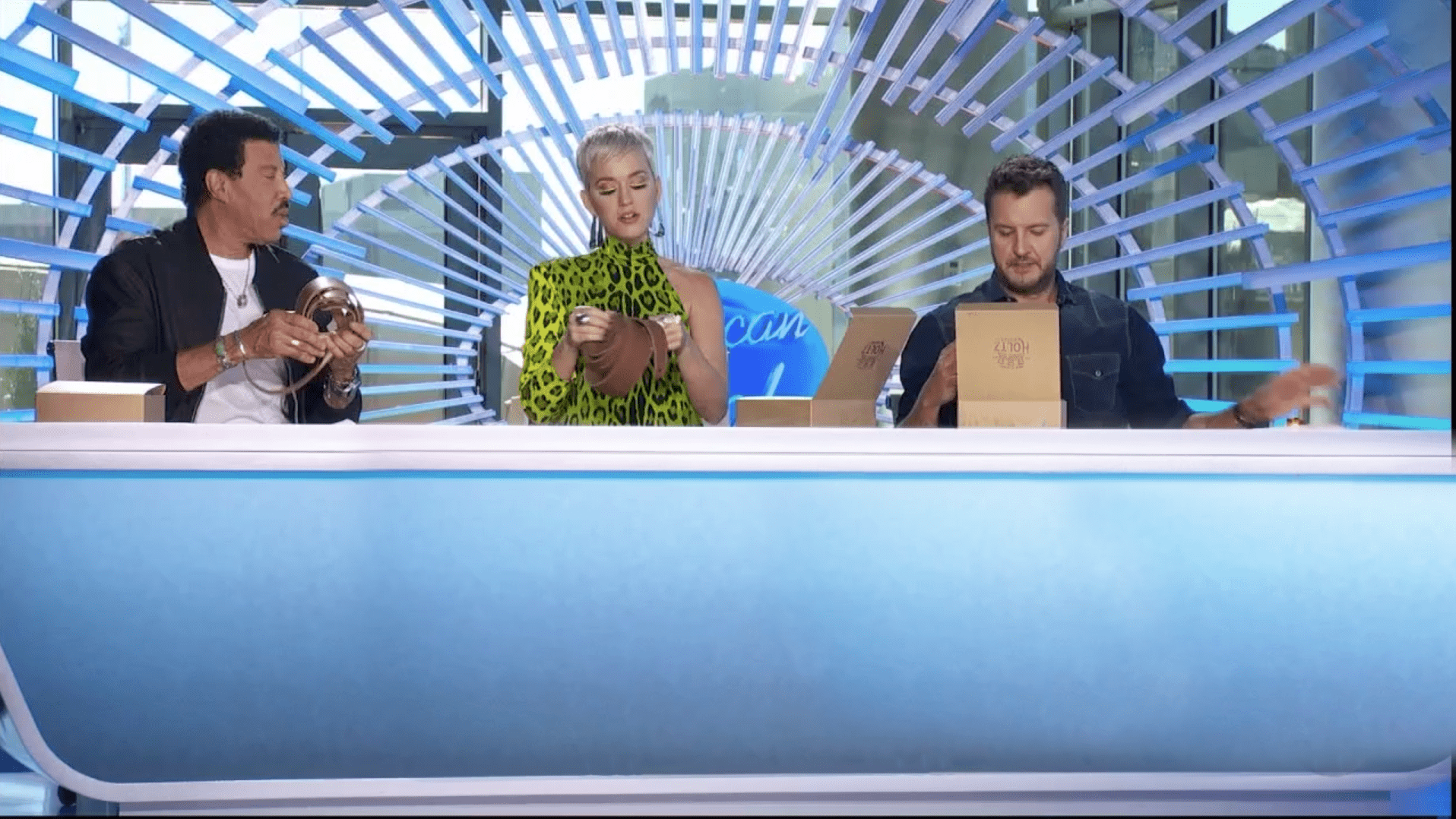 Holtz Leather Guitar Straps on American Idol - Holtz Leather