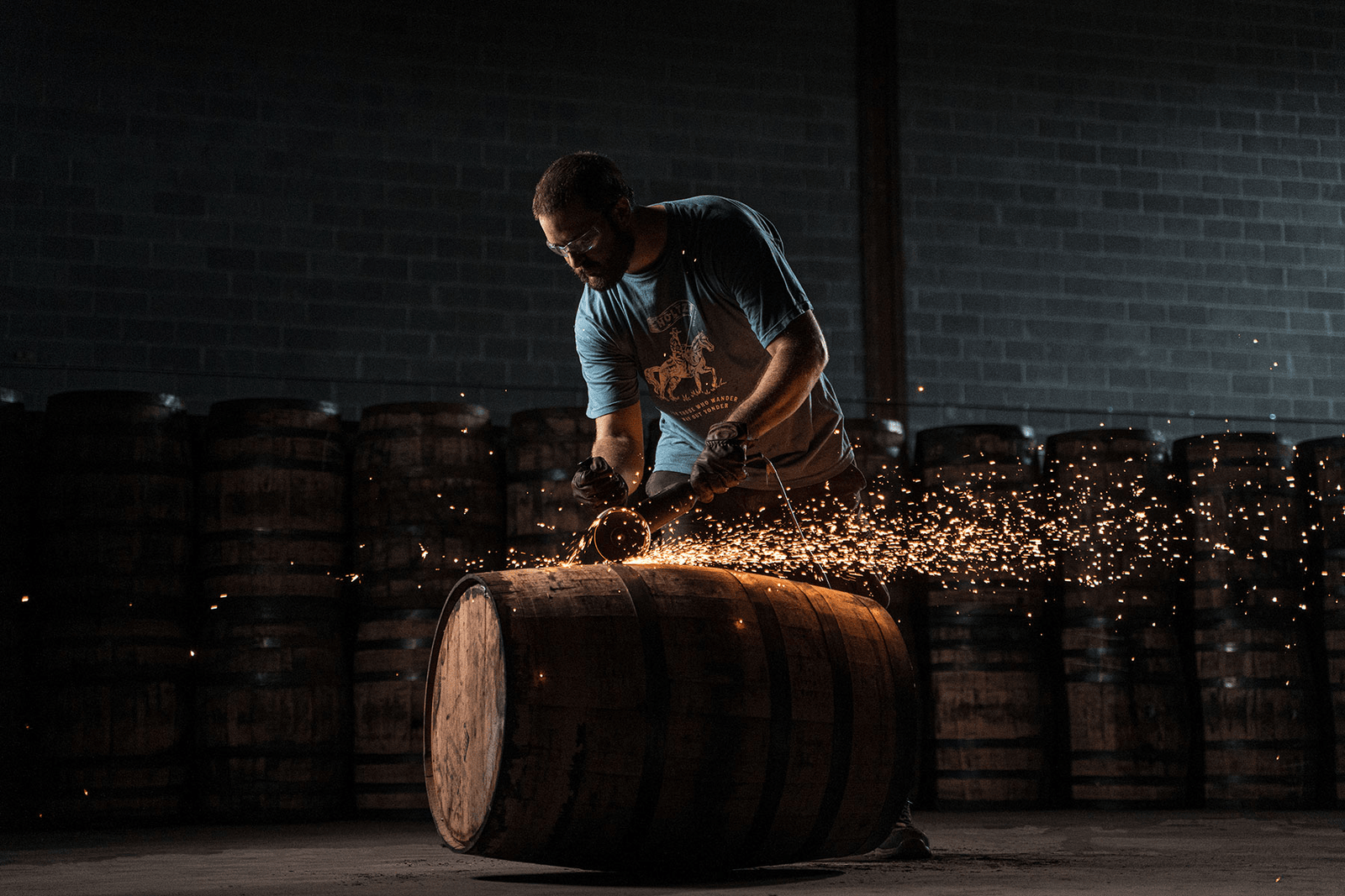 Best Gifts for Bourbon Lovers - Holtz Leather