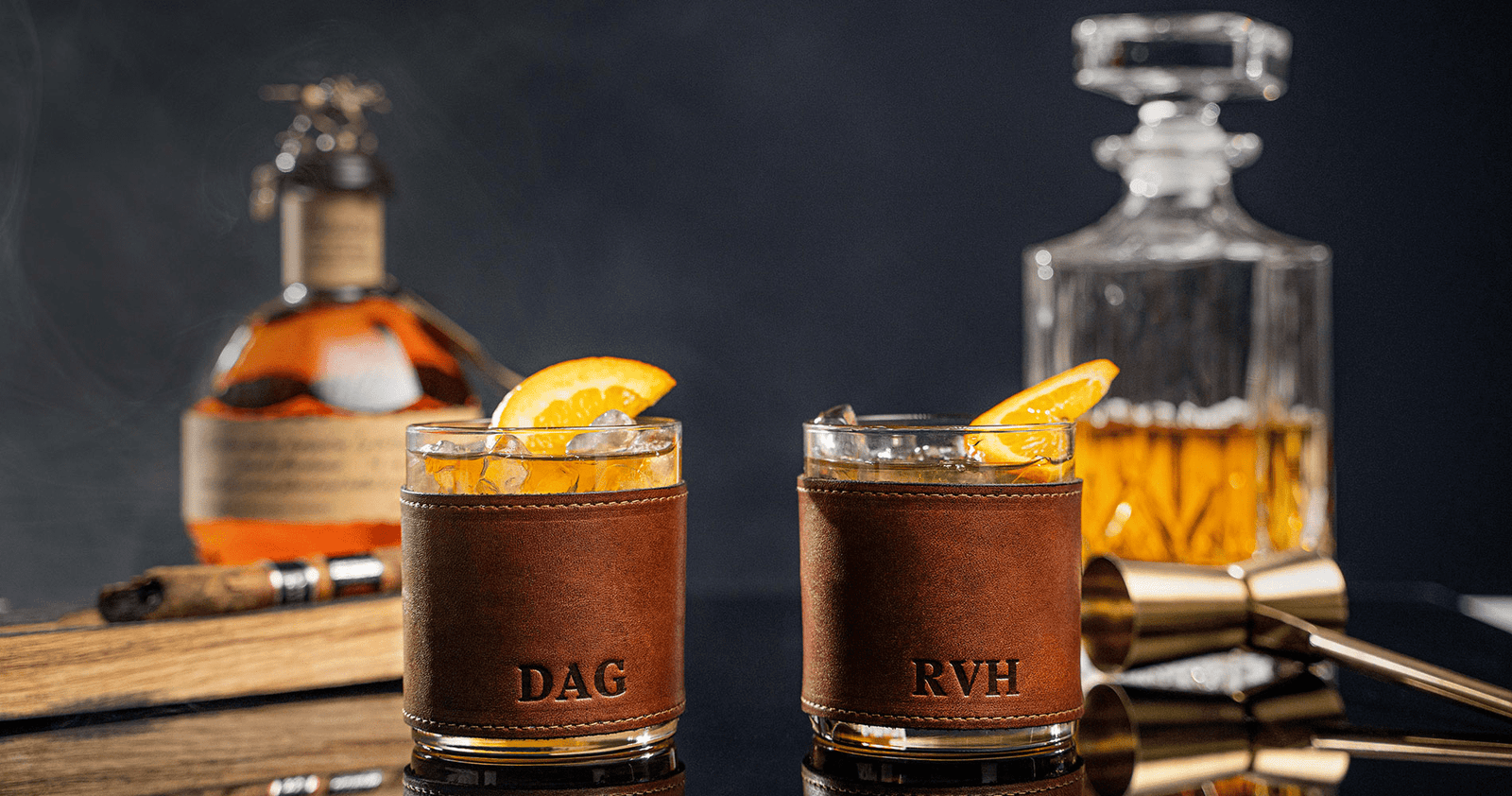 Best Gifts for Whiskey Lovers - Holtz Leather