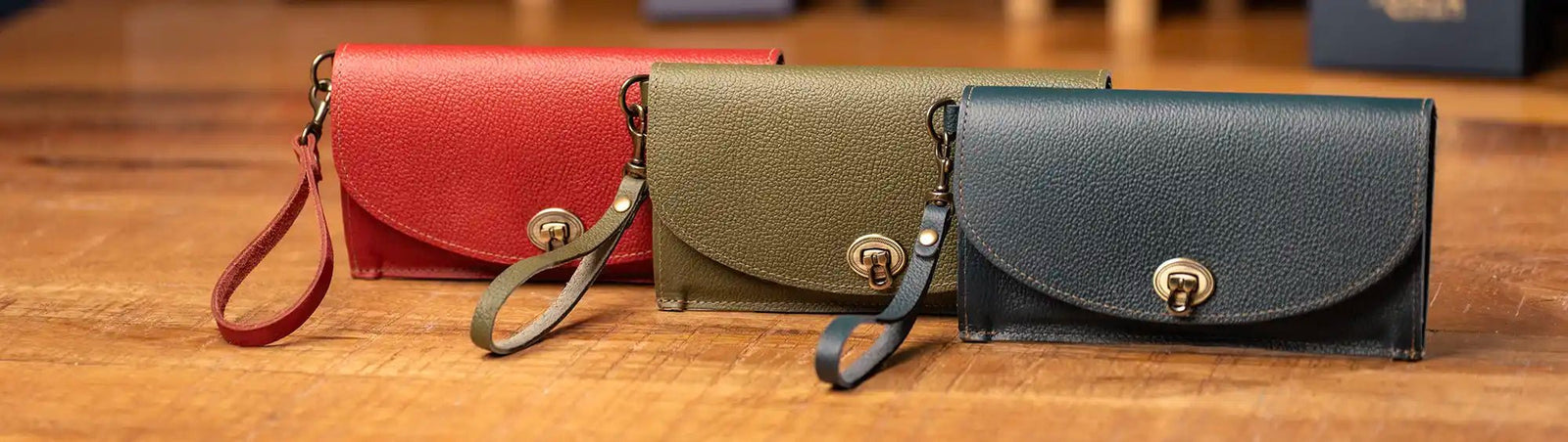 Shop All Women 2026 - Holtz Leather