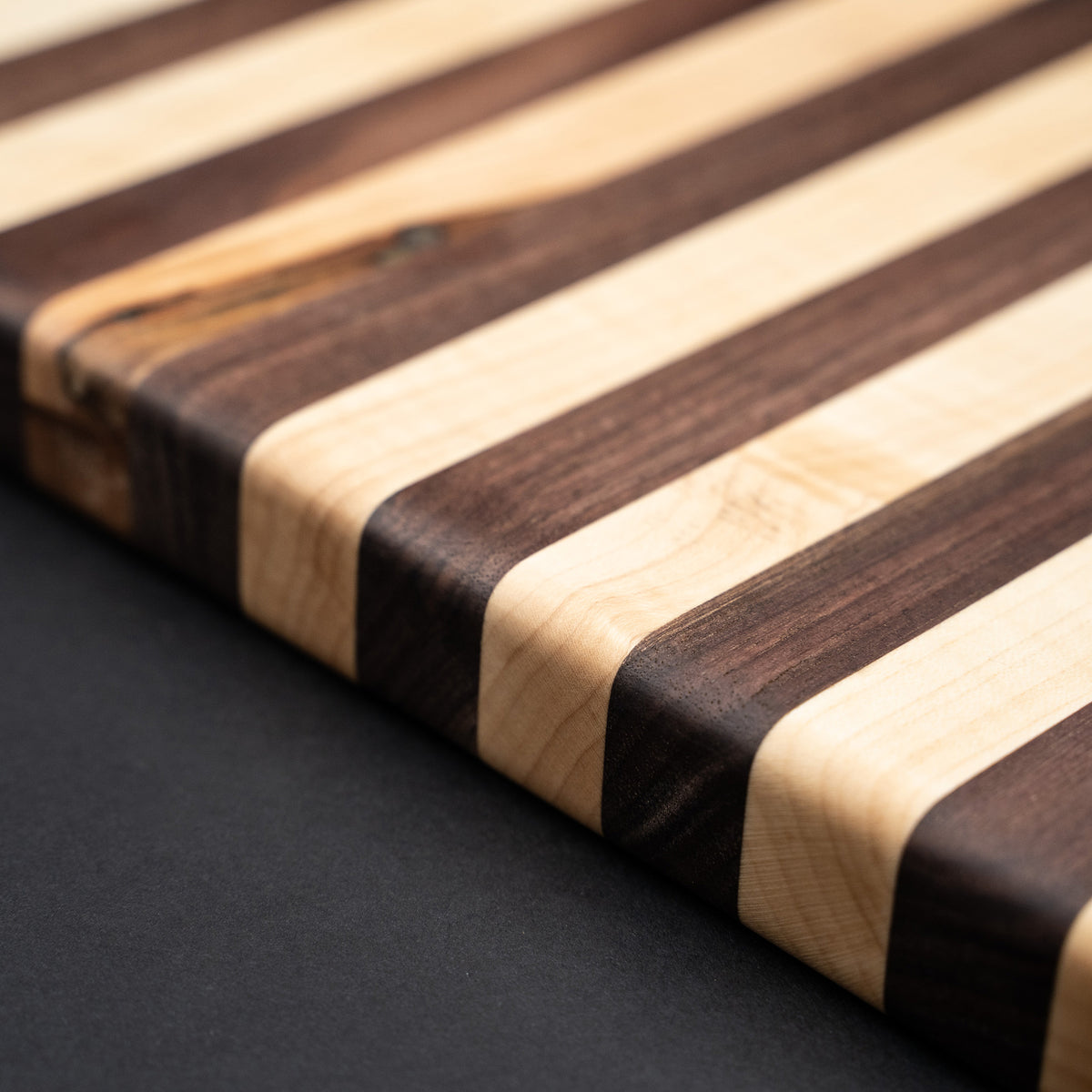 American Walnut &amp; Maple Wood Cutting Board