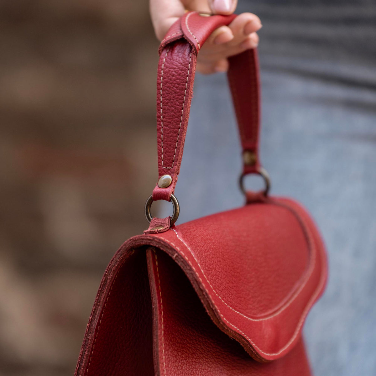 The Aly Fine Leather Women's Petite Purse