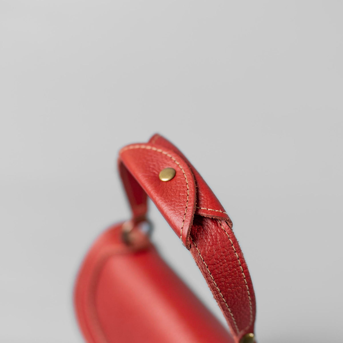 The Aly Fine Leather Women's Petite Purse