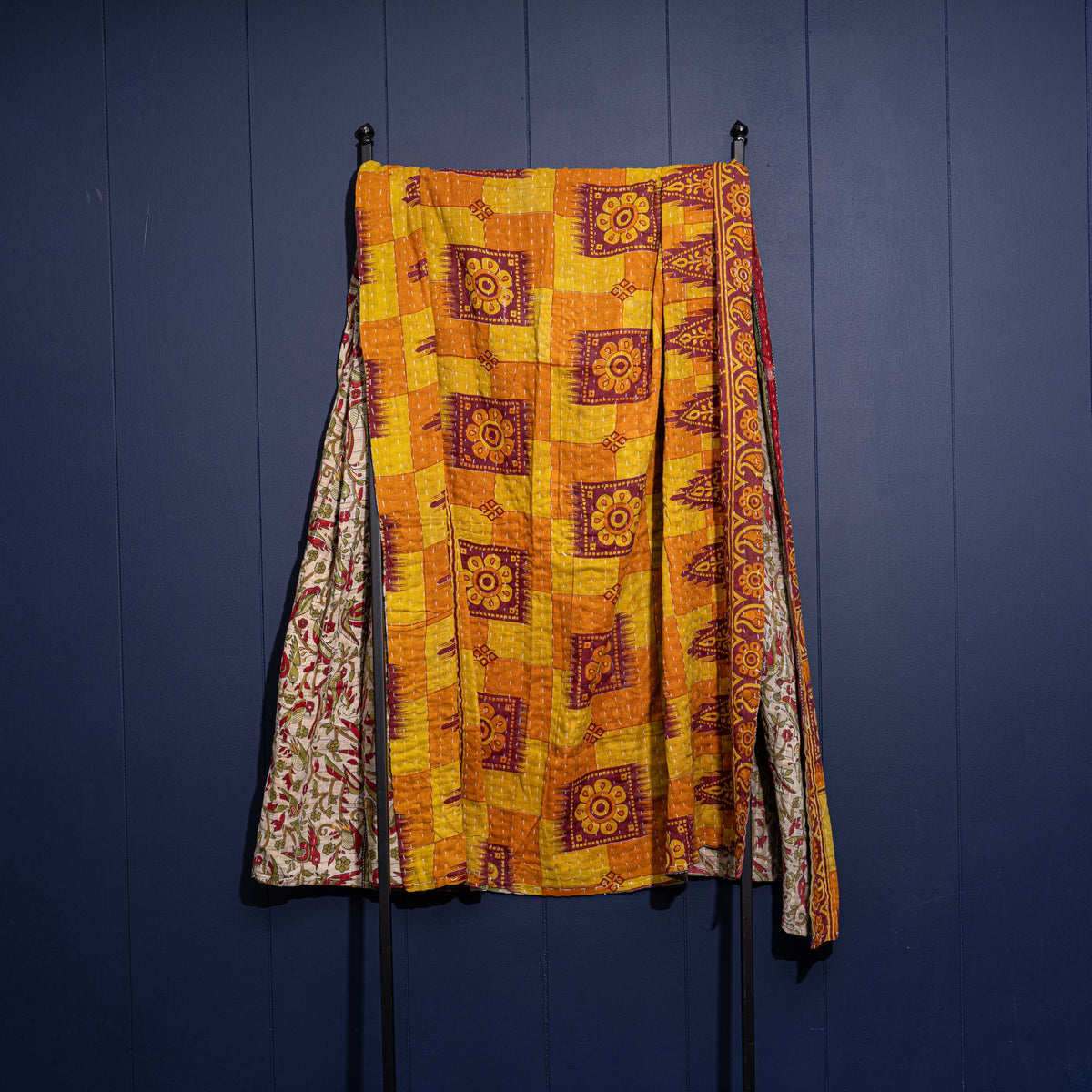 Kantha India Blanket One-of-a-Kind Handcrafted Quilted Pattern Throw – No. K-00615