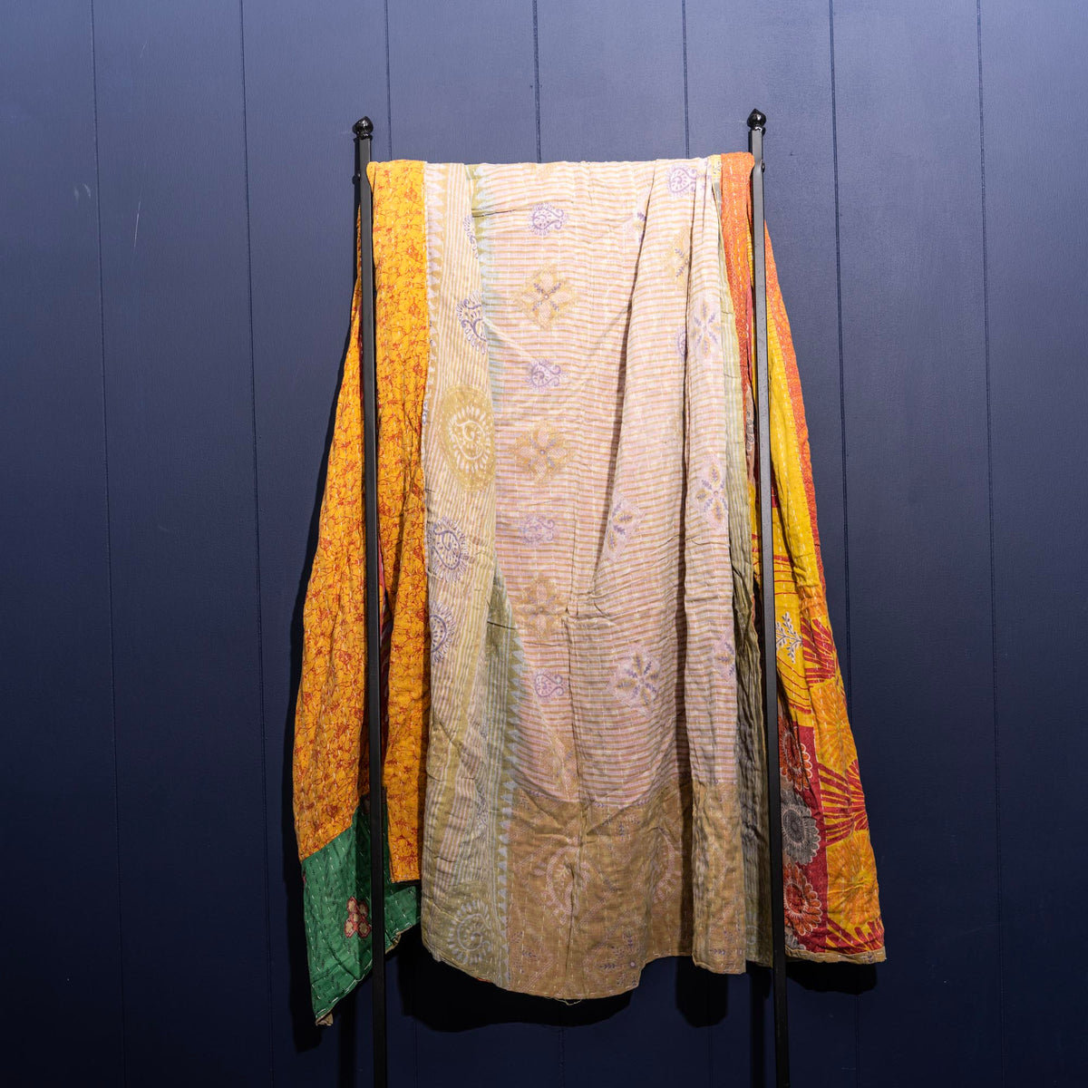 Kantha India Blanket One-of-a-Kind Handcrafted Quilted Pattern Throw – No. K-00662