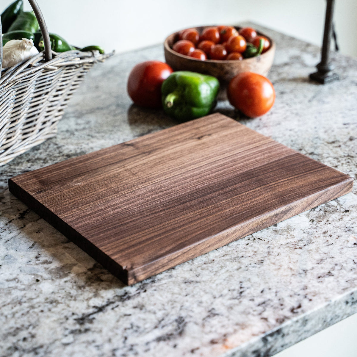 American Walnut Wood Cutting Board - Holtz Leather