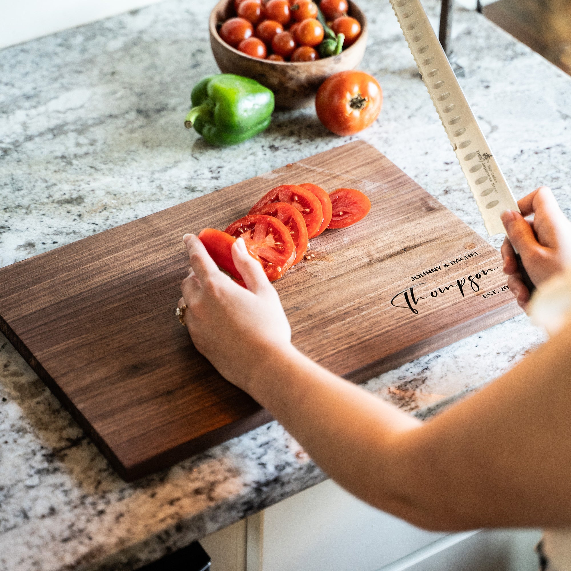 American Walnut Wood Cutting Board - Holtz Leather