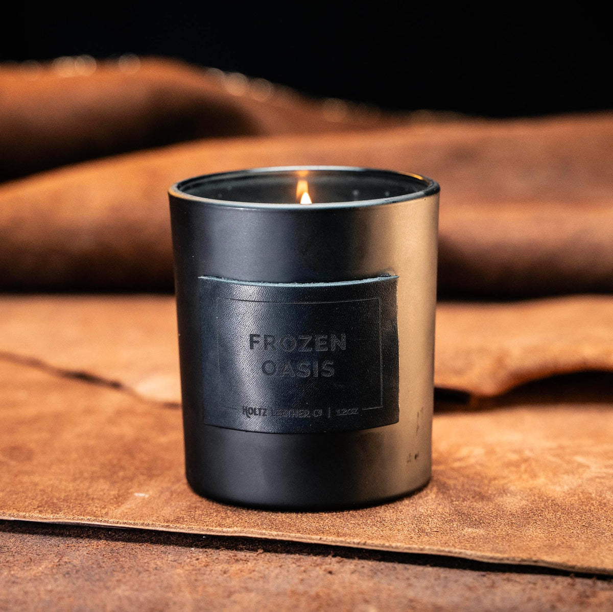 Frozen Oasis - Smolder Luxe Masculine Scented Leather Patch Candle - Holtz Leather