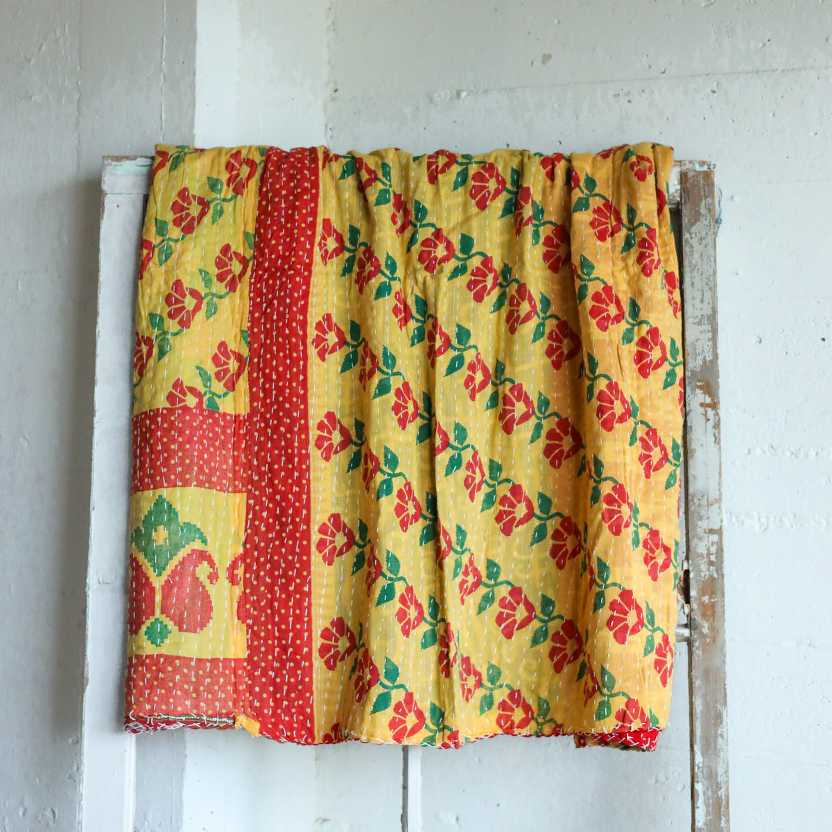 Kantha India Blanket One - of - a - Kind Handcrafted Quilted Pattern Throw – No. K - 00661 - Holtz Leather