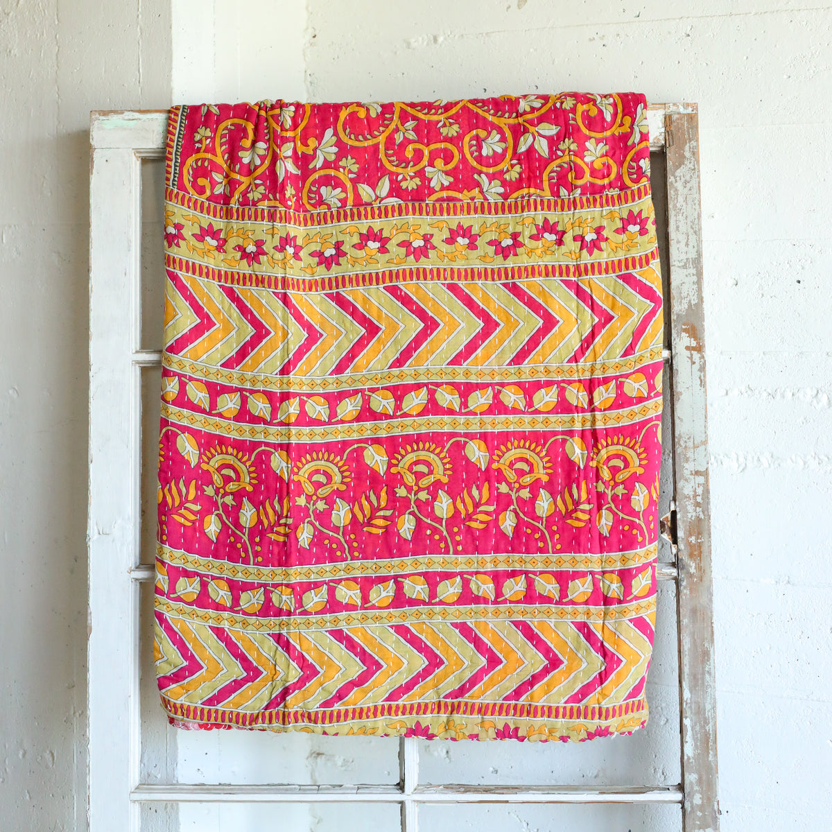 Kantha India Blanket One - of - a - Kind Handcrafted Quilted Pattern Throw – No. K - 00674 - Holtz Leather
