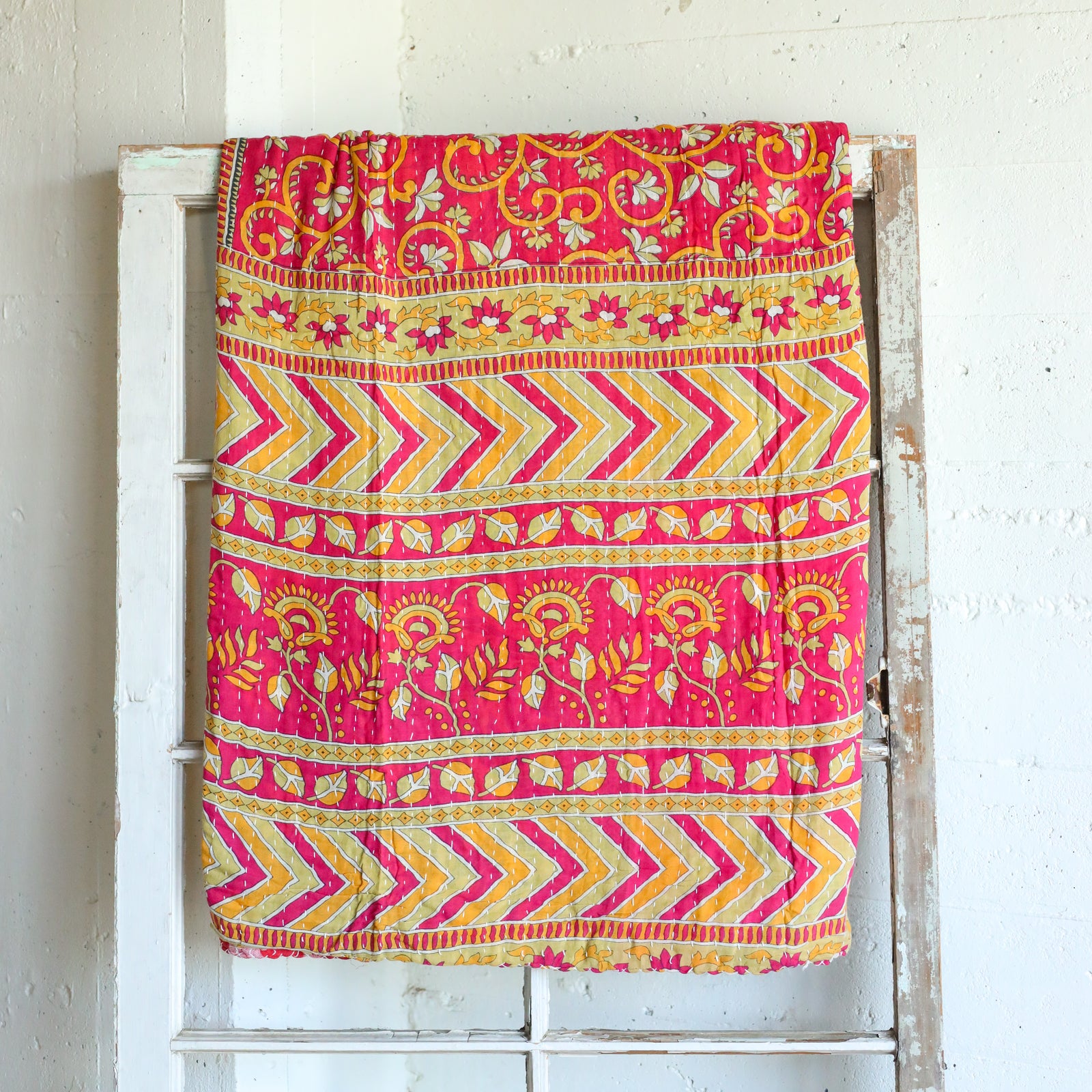 Kantha India Blanket One - of - a - Kind Handcrafted Quilted Pattern Throw – No. K - 00674 - Holtz Leather