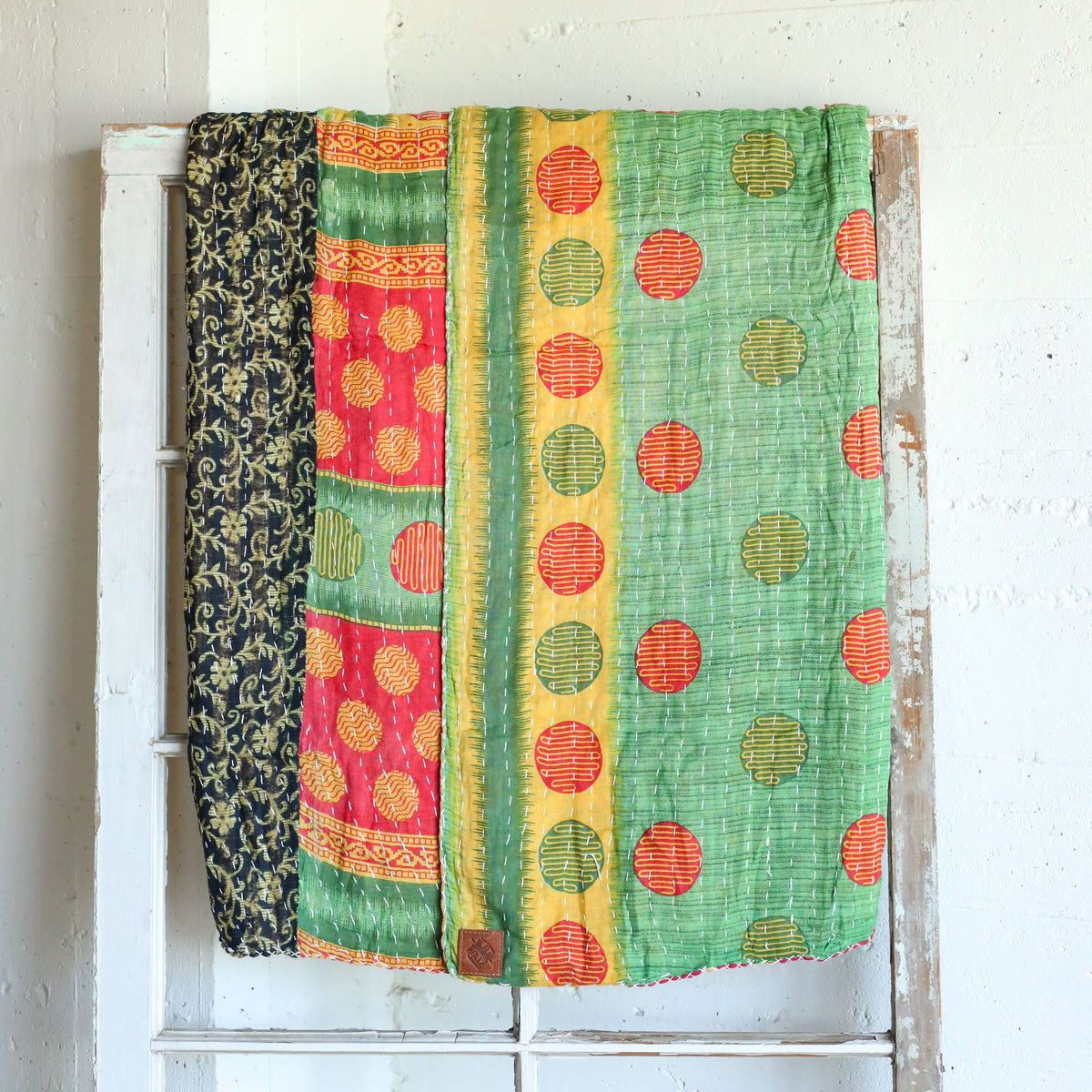 Kantha India Blanket One - of - a - Kind Handcrafted Quilted Pattern Throw – No. K - 00675 - Holtz Leather
