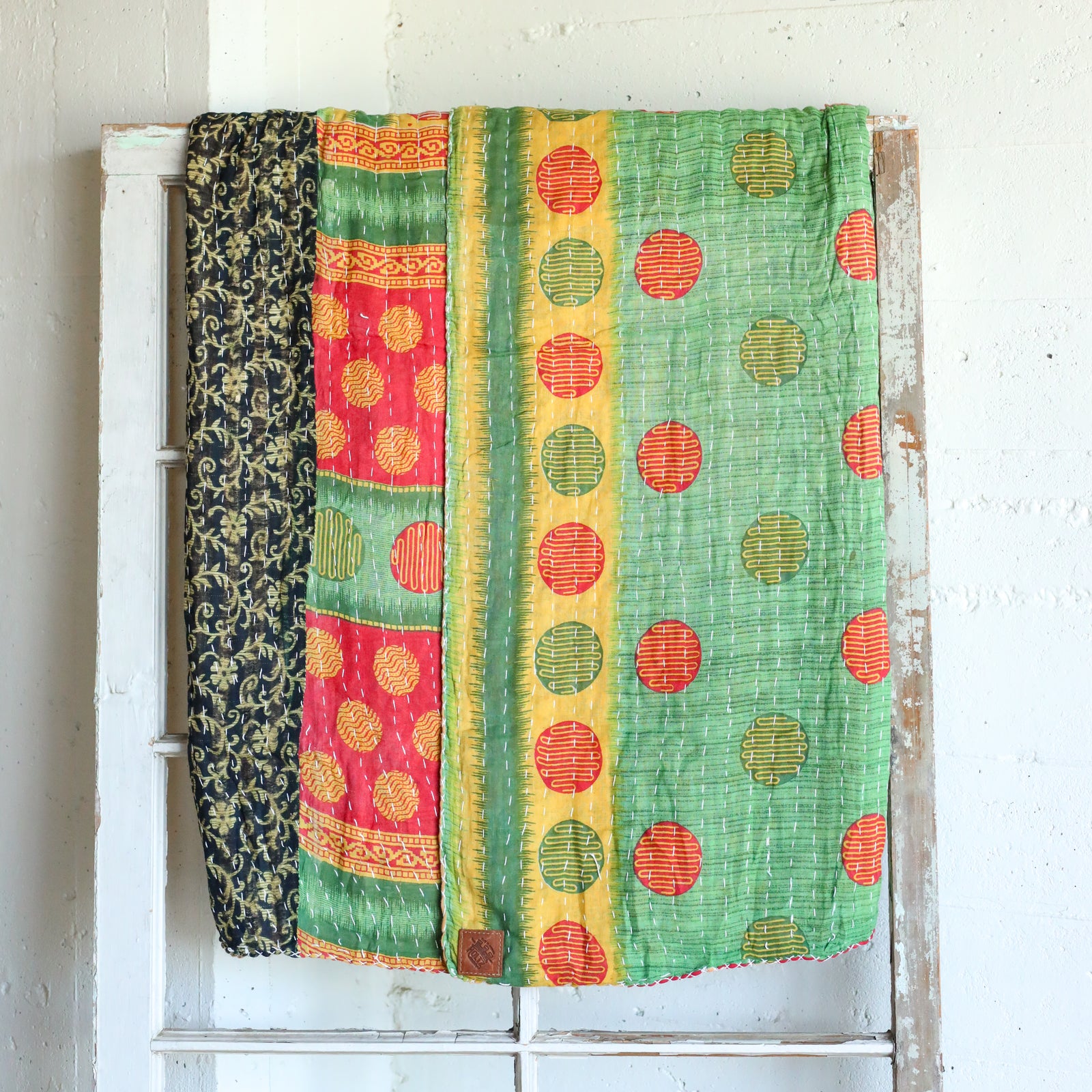 Kantha India Blanket One - of - a - Kind Handcrafted Quilted Pattern Throw – No. K - 00675 - Holtz Leather