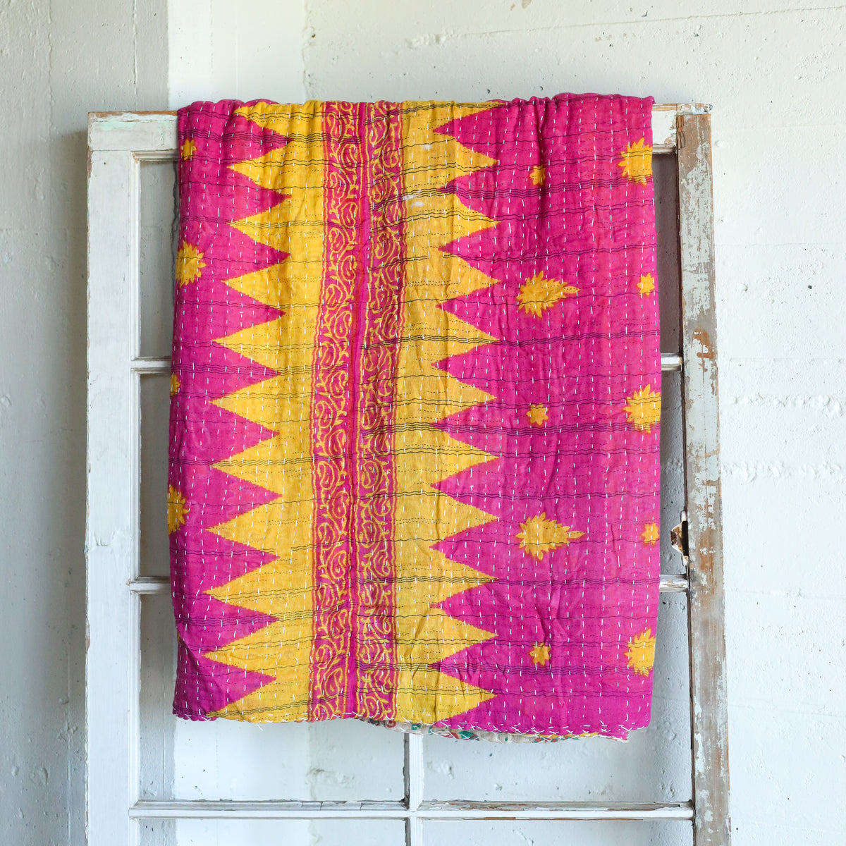 Kantha India Blanket One - of - a - Kind Handcrafted Quilted Pattern Throw – No. K - 00679 - Holtz Leather