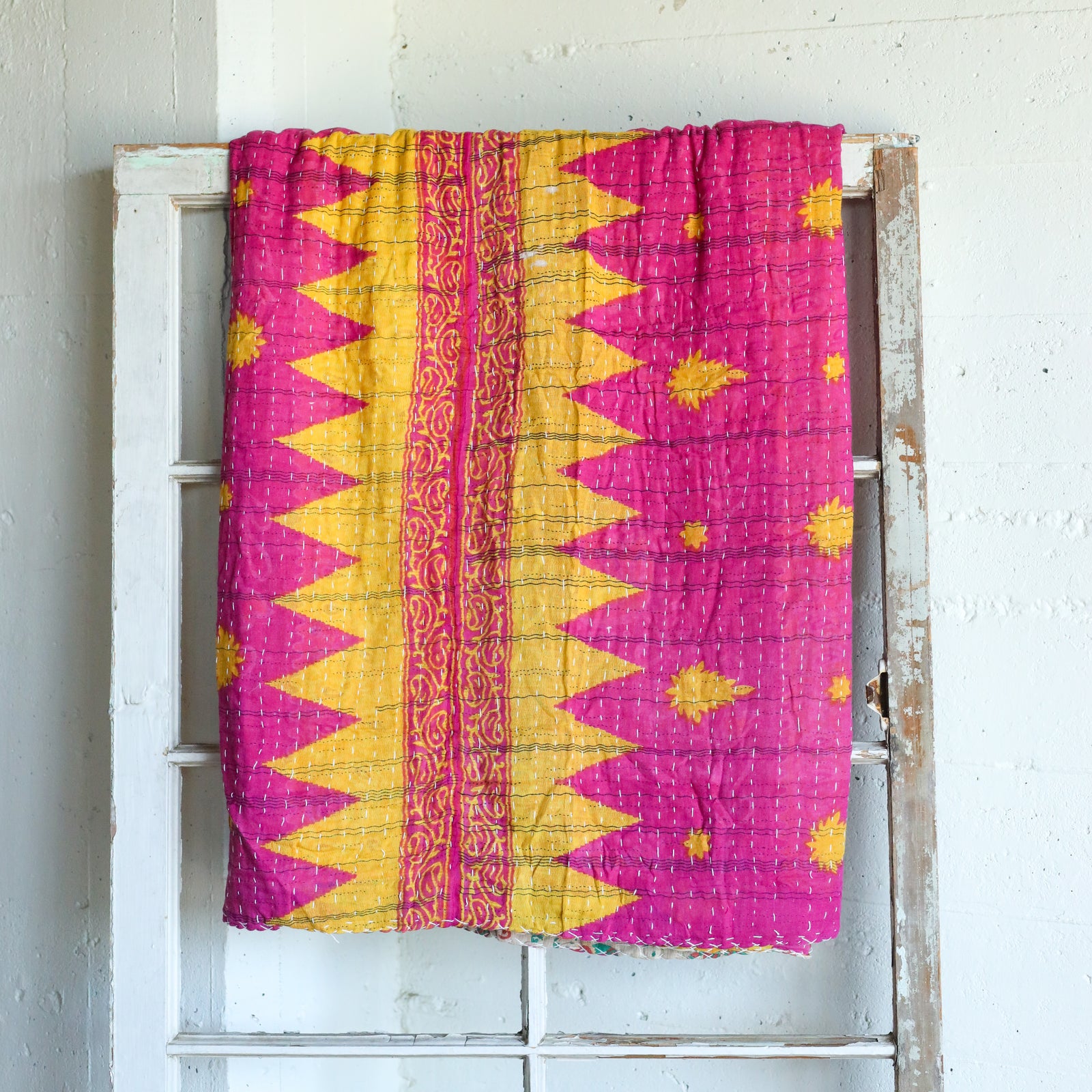Kantha India Blanket One - of - a - Kind Handcrafted Quilted Pattern Throw – No. K - 00679 - Holtz Leather