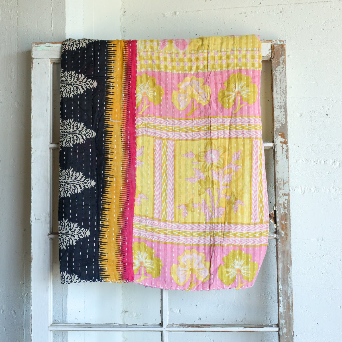 Kantha India Blanket One - of - a - Kind Handcrafted Quilted Pattern Throw – No. K - 00681 - Holtz Leather