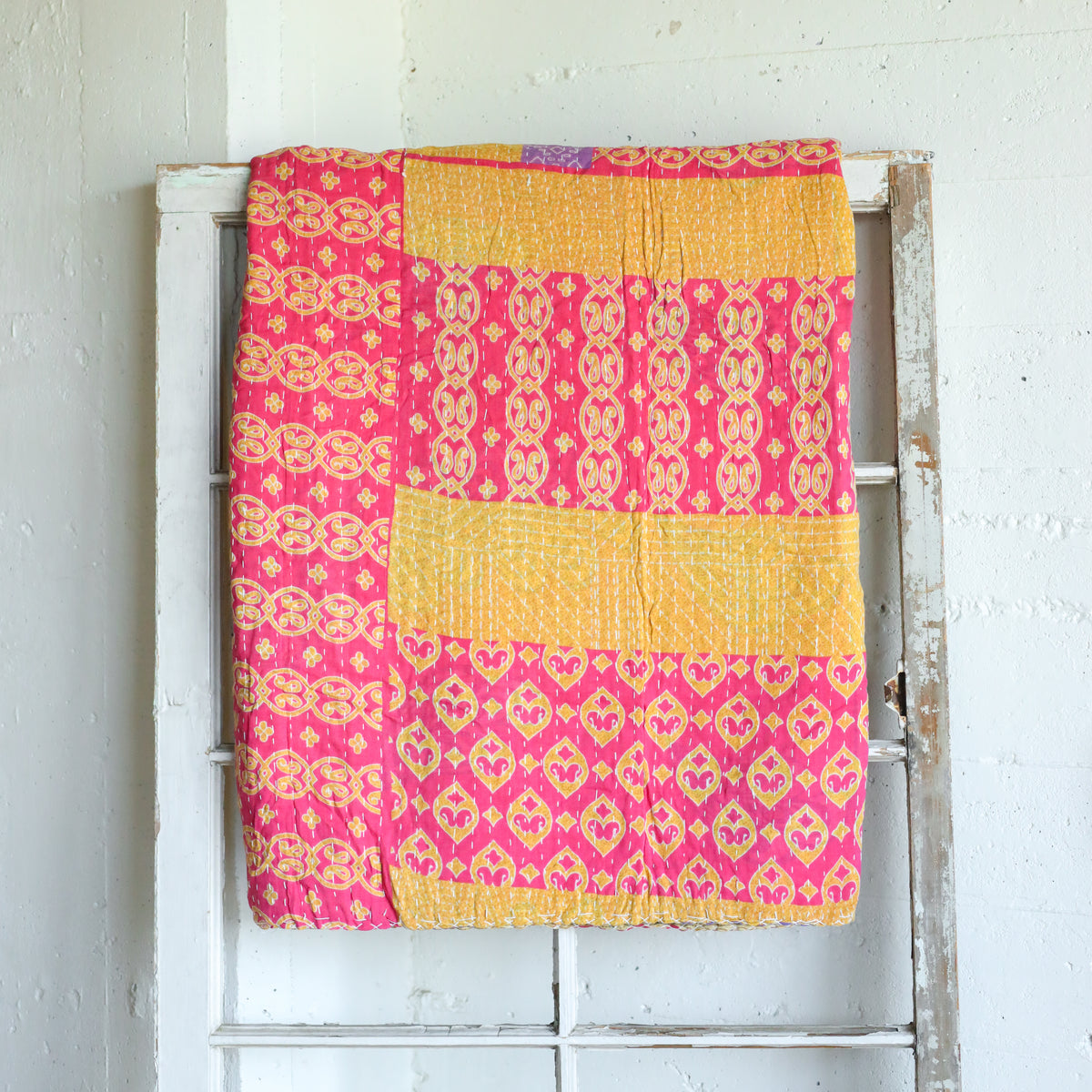 Kantha India Blanket One - of - a - Kind Handcrafted Quilted Pattern Throw – No. K - 00686 - Holtz Leather