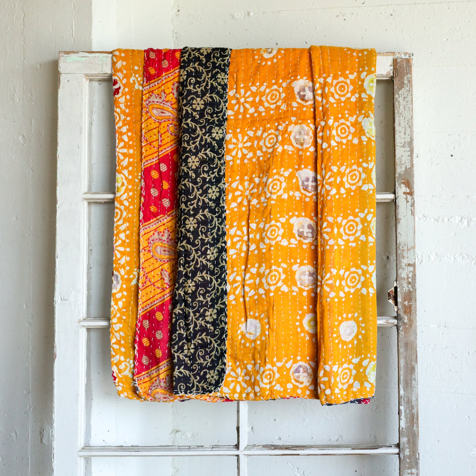 Kantha India Blanket One - of - a - Kind Handcrafted Quilted Pattern Throw – No. K - 00695 - Holtz Leather