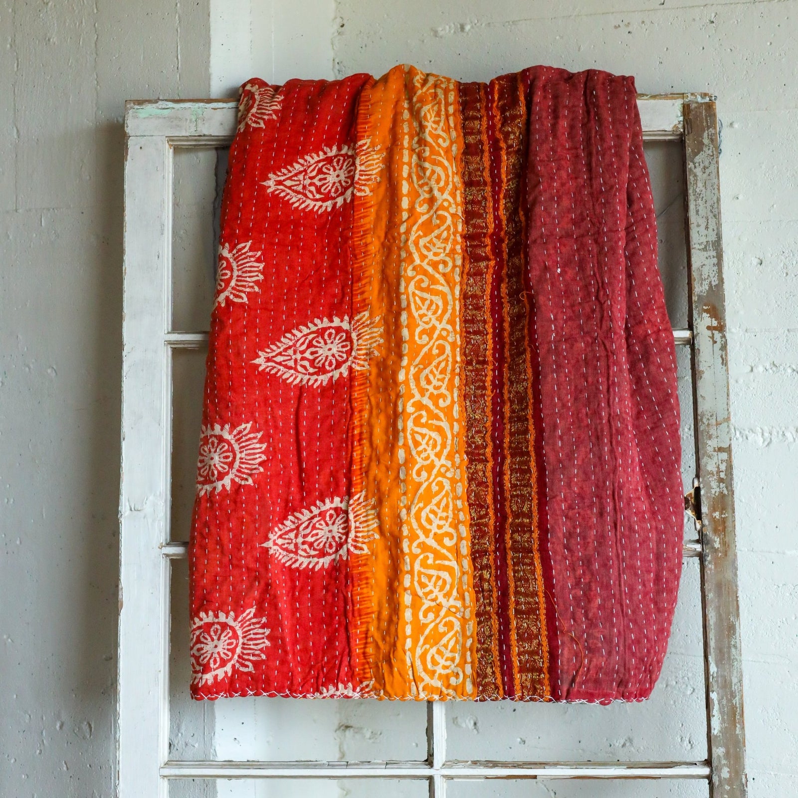 Kantha India Blanket One-of-a-Kind Handcrafted Quilted Pattern Throw – No. K-00662 - Holtz Leather