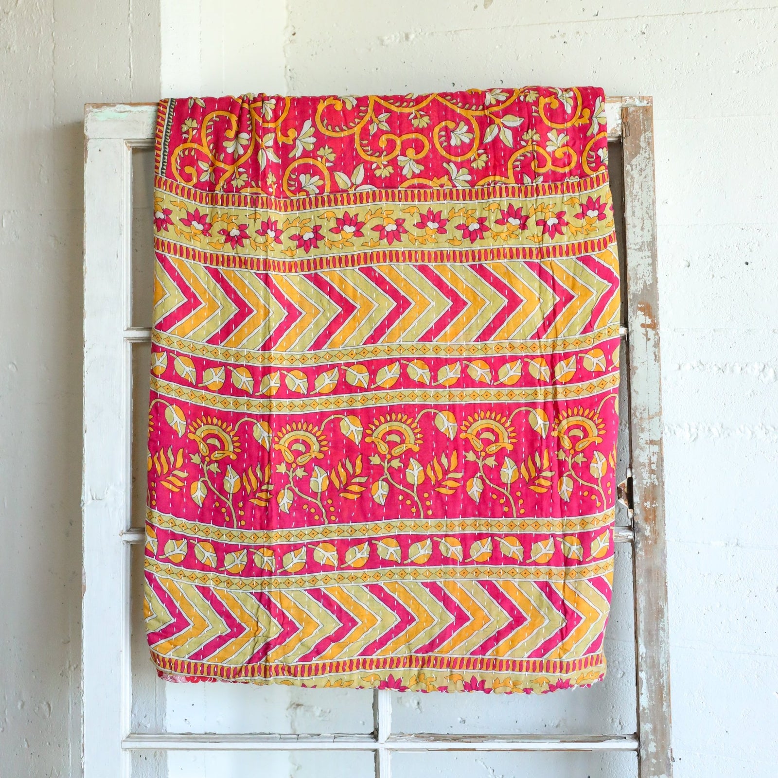 Kantha India Blanket One-of-a-Kind Handcrafted Quilted Pattern Throw – No. K-00674 - Holtz Leather