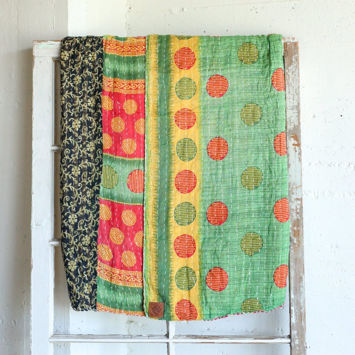 Kantha India Blanket One-of-a-Kind Handcrafted Quilted Pattern Throw – No. K-00675 - Holtz Leather