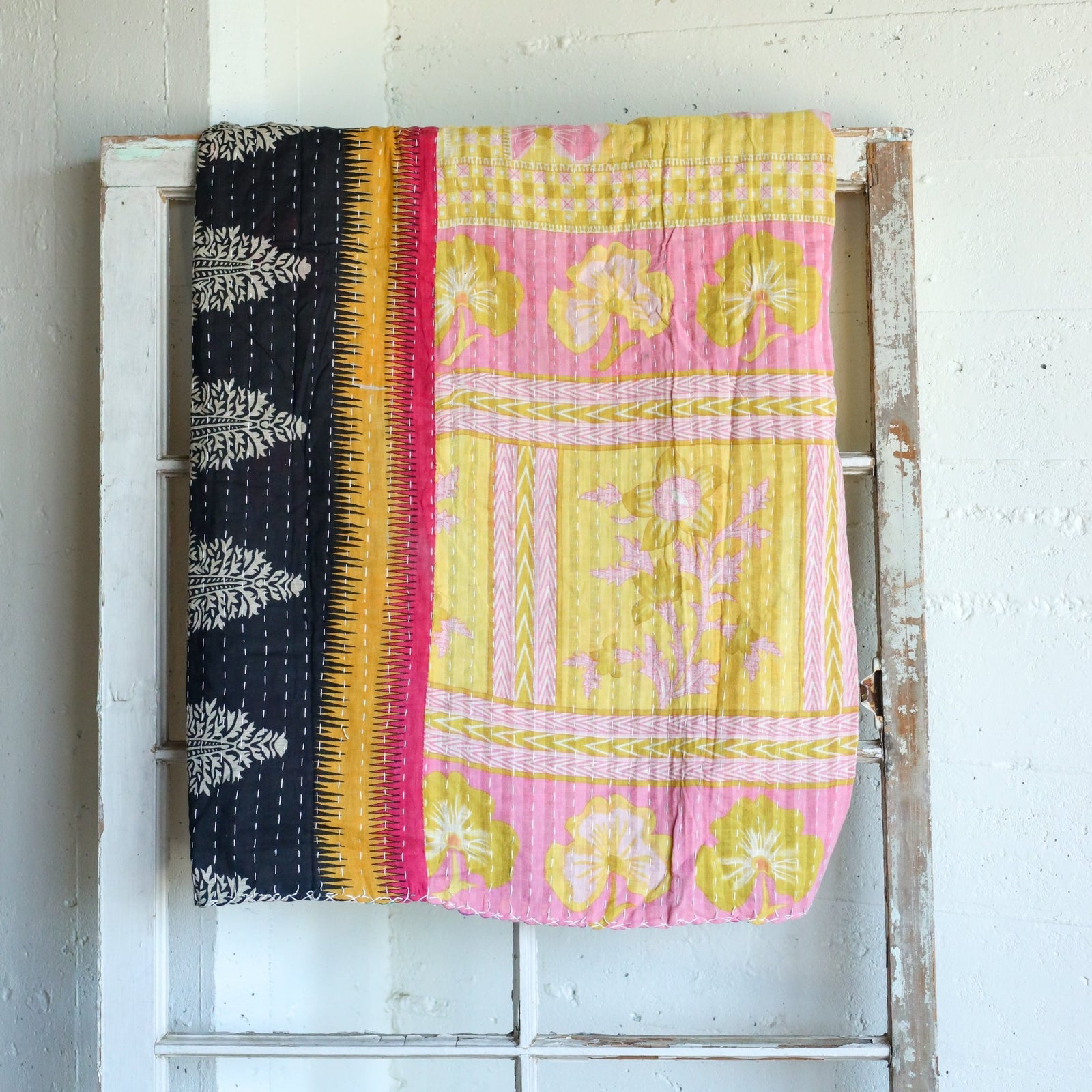 Kantha India Blanket One-of-a-Kind Handcrafted Quilted Pattern Throw – No. K-00681 - Holtz Leather