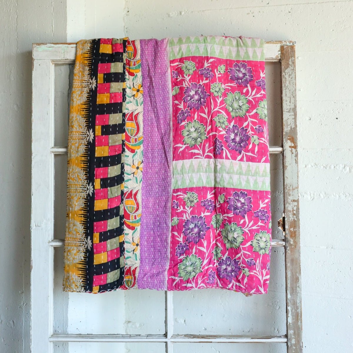 Kantha India Blanket One-of-a-Kind Handcrafted Quilted Pattern Throw – No. K-00681 - Holtz Leather