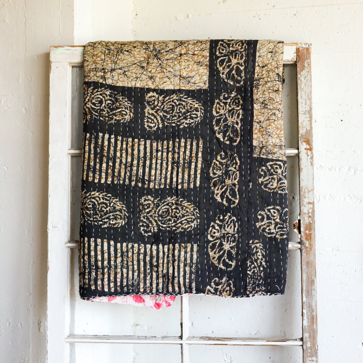 Kantha India Blanket One-of-a-Kind Handcrafted Quilted Pattern Throw – No. K-00687 - Holtz Leather