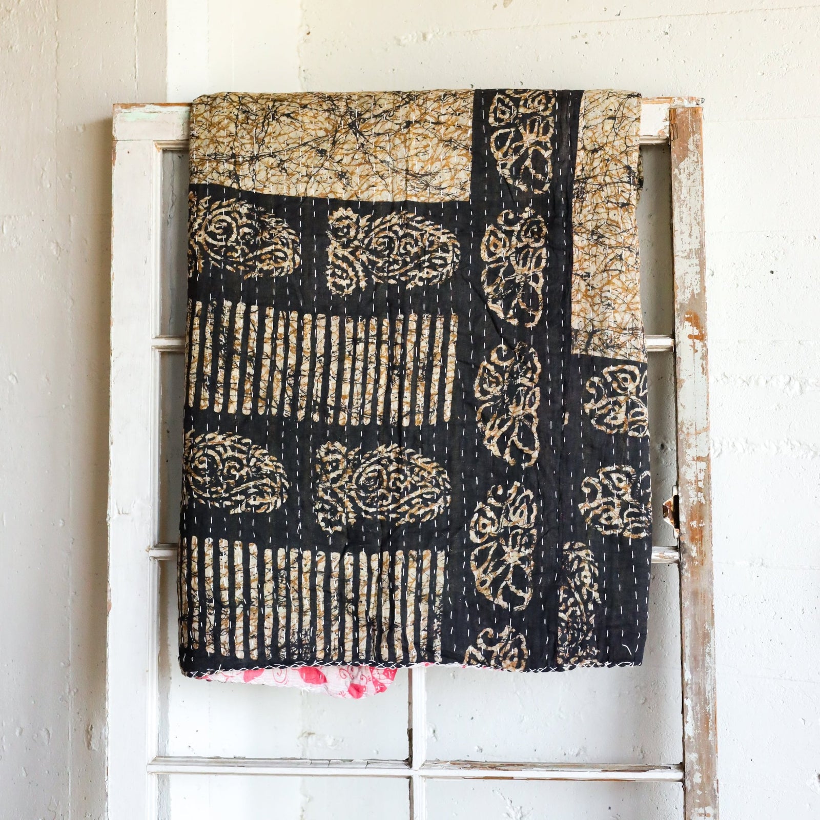 Kantha India Blanket One-of-a-Kind Handcrafted Quilted Pattern Throw – No. K-00687 - Holtz Leather