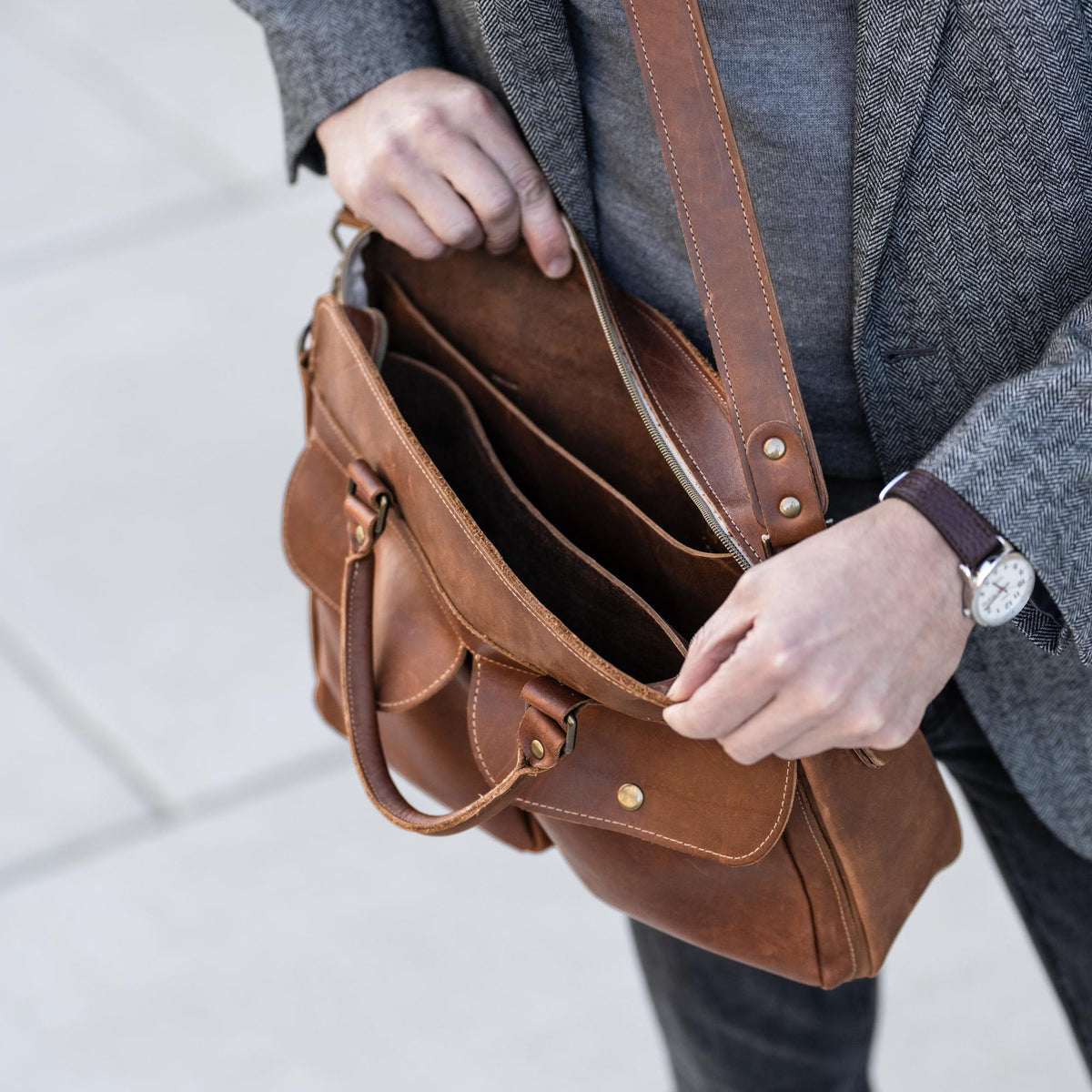 No. 102 Entrepreneur Women's Fine Leather Briefcase & Professional Laptop Bag - Holtz Leather