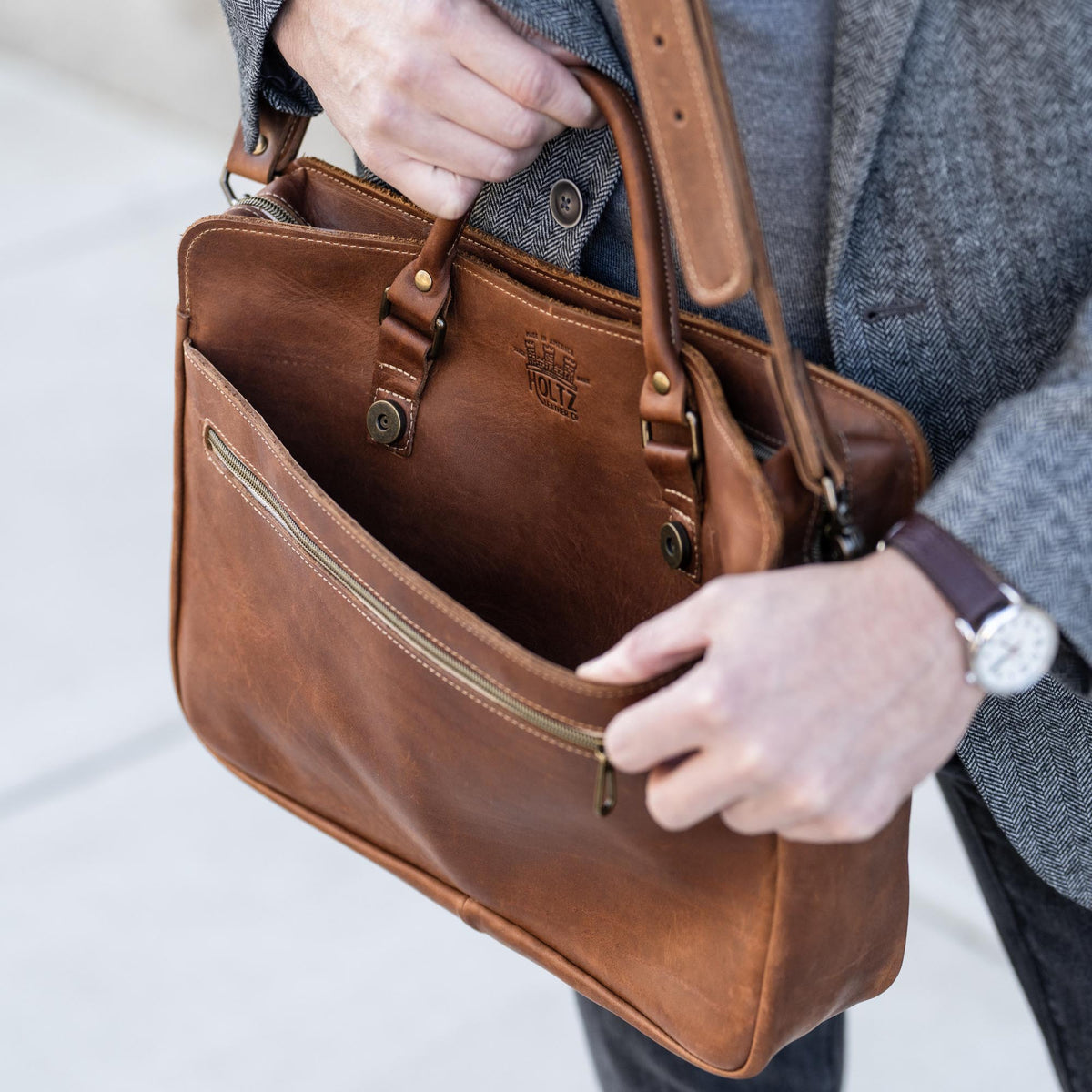 No. 102 Entrepreneur Women's Fine Leather Briefcase & Professional Laptop Bag - Holtz Leather