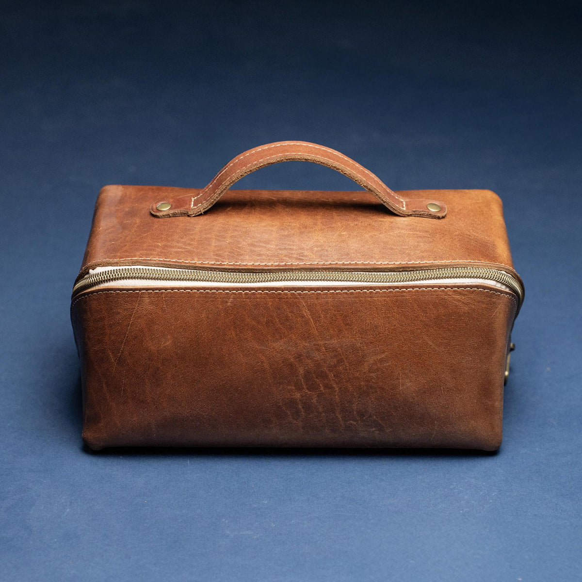 No. 307 Porter Dopp Kit – Full Grain Leather Toiletry Bag - Holtz Leather