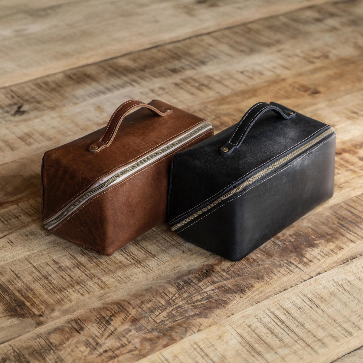 No. 307 Porter Dopp Kit – Full Grain Leather Toiletry Bag - Holtz Leather