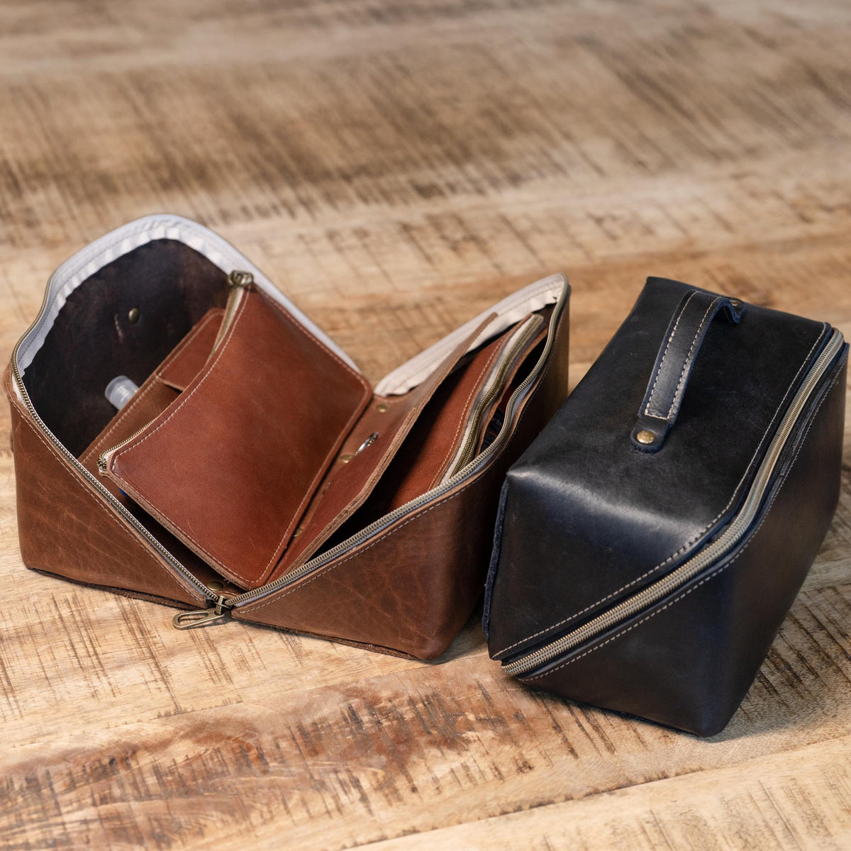 No. 307 Porter Dopp Kit – Full Grain Leather Toiletry Bag - Holtz Leather