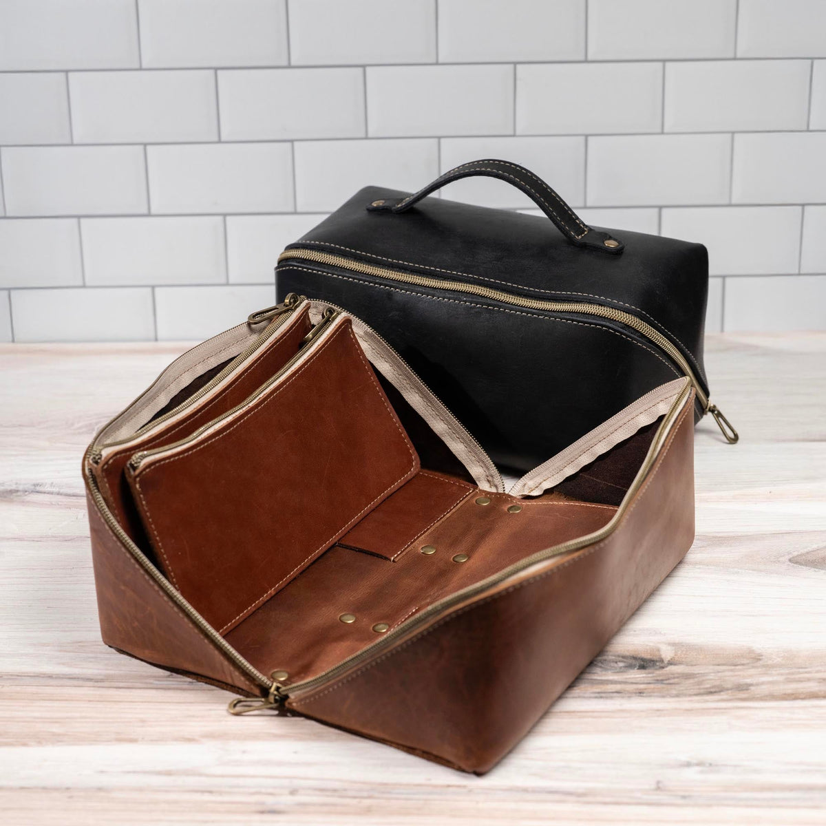 No. 307 Porter Dopp Kit – Full Grain Leather Toiletry Bag - Holtz Leather