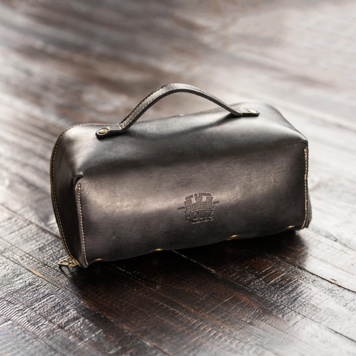 No. 307 Porter Dopp Kit – Full Grain Leather Toiletry Bag - Holtz Leather