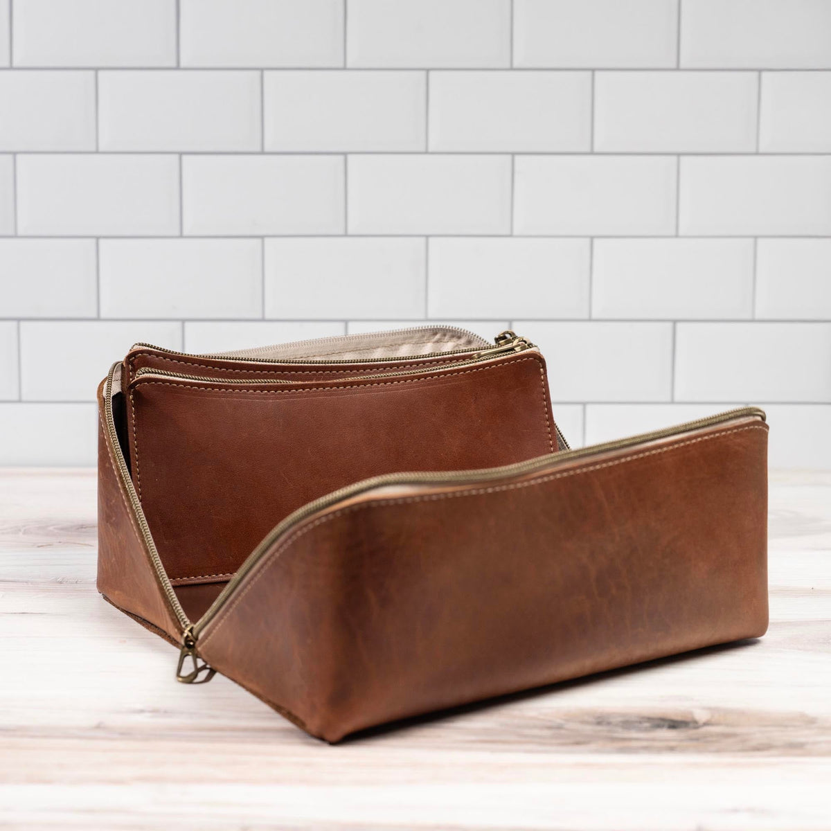 No. 307 Porter Dopp Kit – Full Grain Leather Toiletry Bag - Holtz Leather