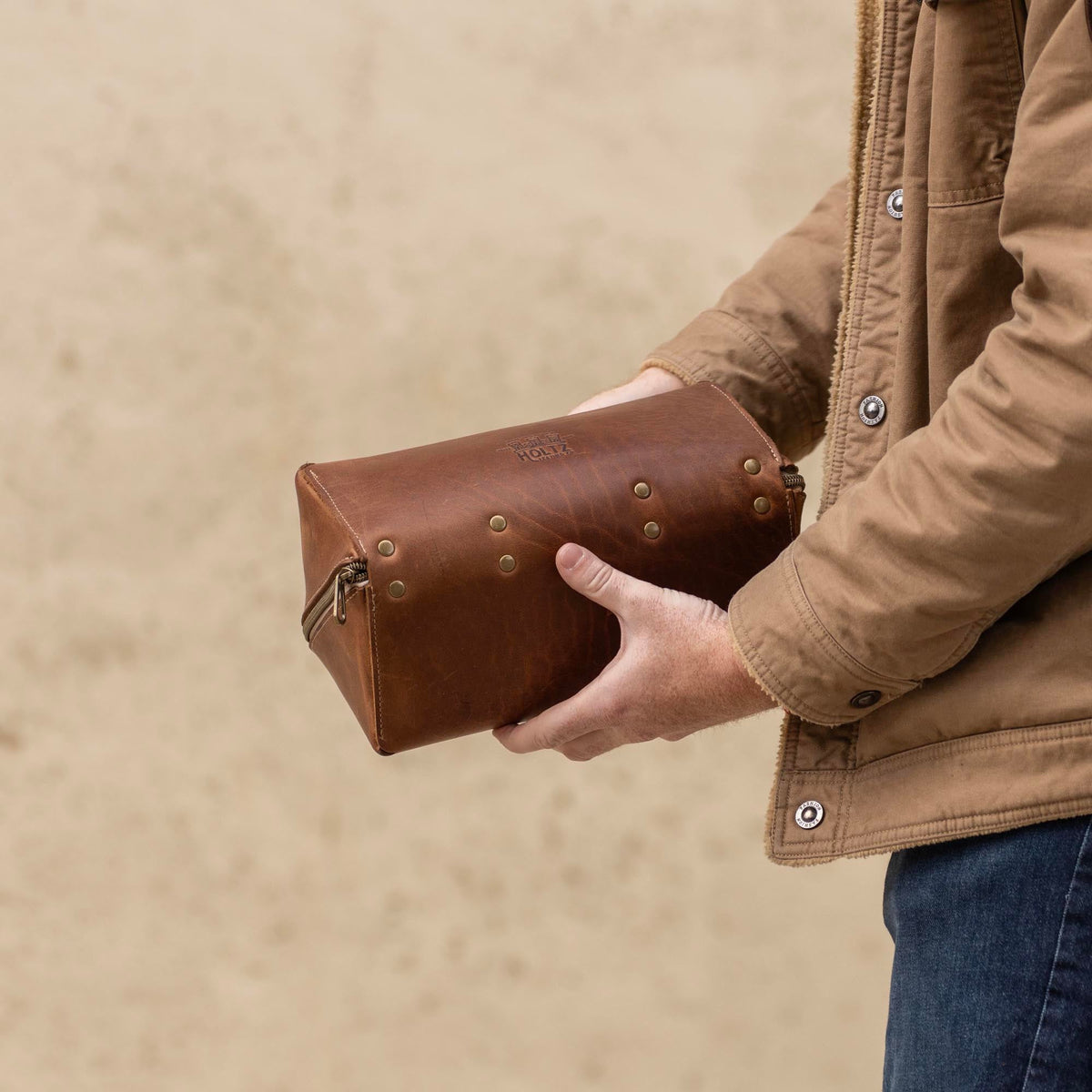 No. 307 Porter Dopp Kit – Full Grain Leather Toiletry Bag - Holtz Leather