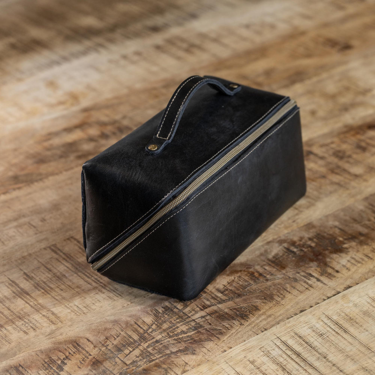 No. 307 Porter Dopp Kit – Full Grain Leather Toiletry Bag - Holtz Leather