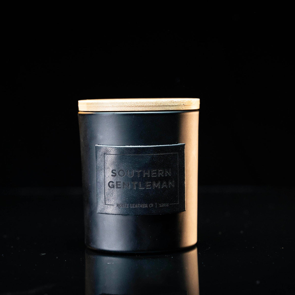 Southern Gentleman - Smolder Luxe Masculine Scented Leather Patch Candle - Holtz Leather
