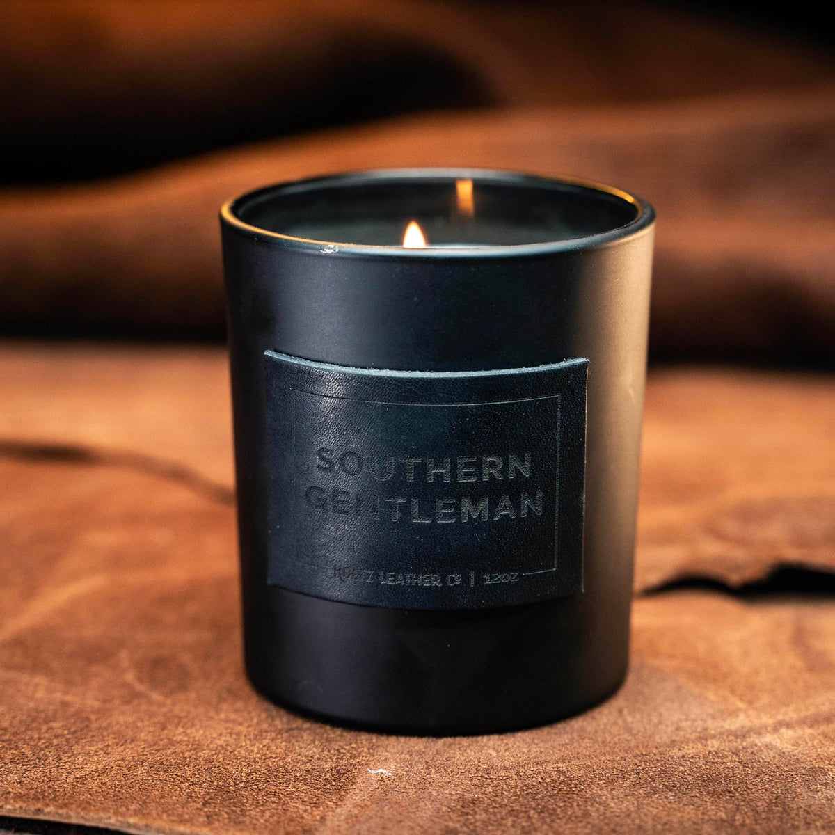 Southern Gentleman - Smolder Luxe Masculine Scented Leather Patch Candle - Holtz Leather