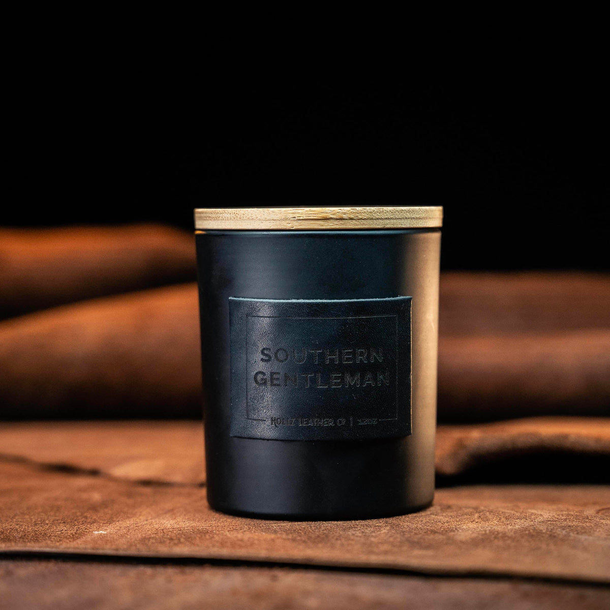 Southern Gentleman - Smolder Luxe Masculine Scented Leather Patch Candle - Holtz Leather