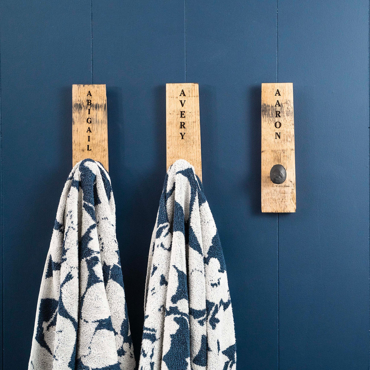 Tennessee Whiskey Barrel Stave Towel Hanger Wall Hook - Holtz Leather