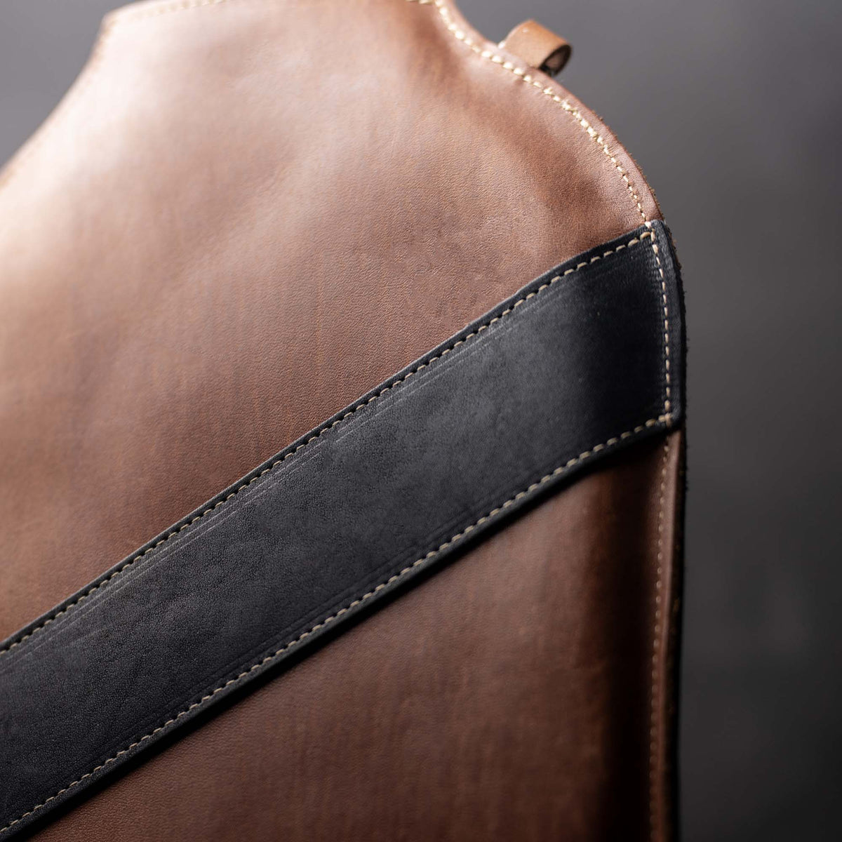 The Avery Personalized Leather Pickleball Sleeve Cover - Holtz Leather