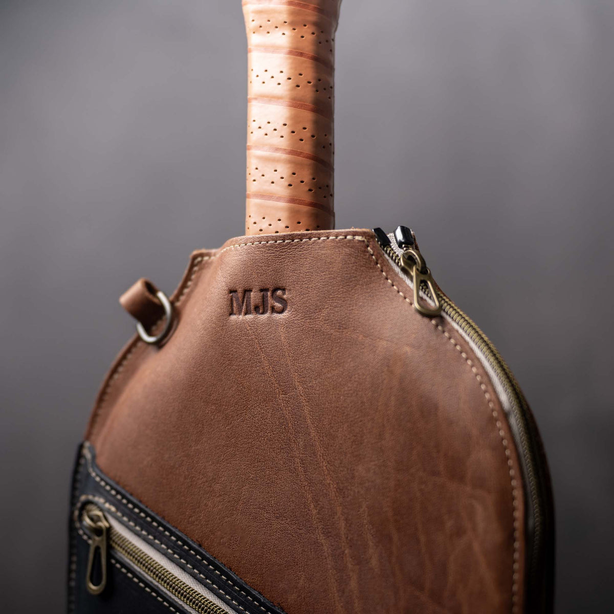 The Avery Personalized Leather Pickleball Sleeve Cover - Holtz Leather