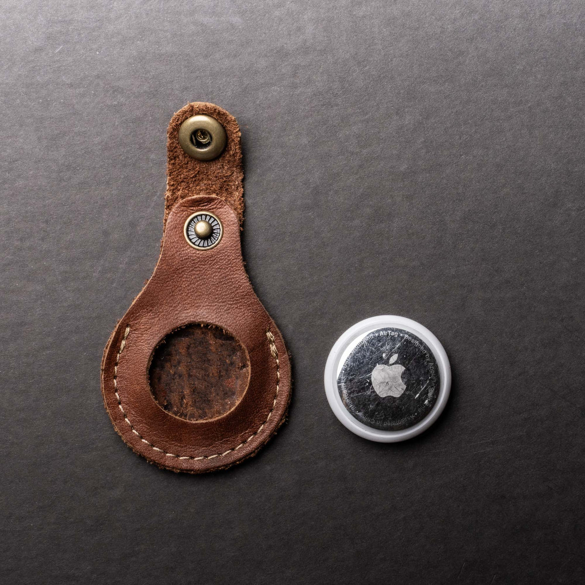 The Beacon Leather Air Tag Keychain - Holtz Leather