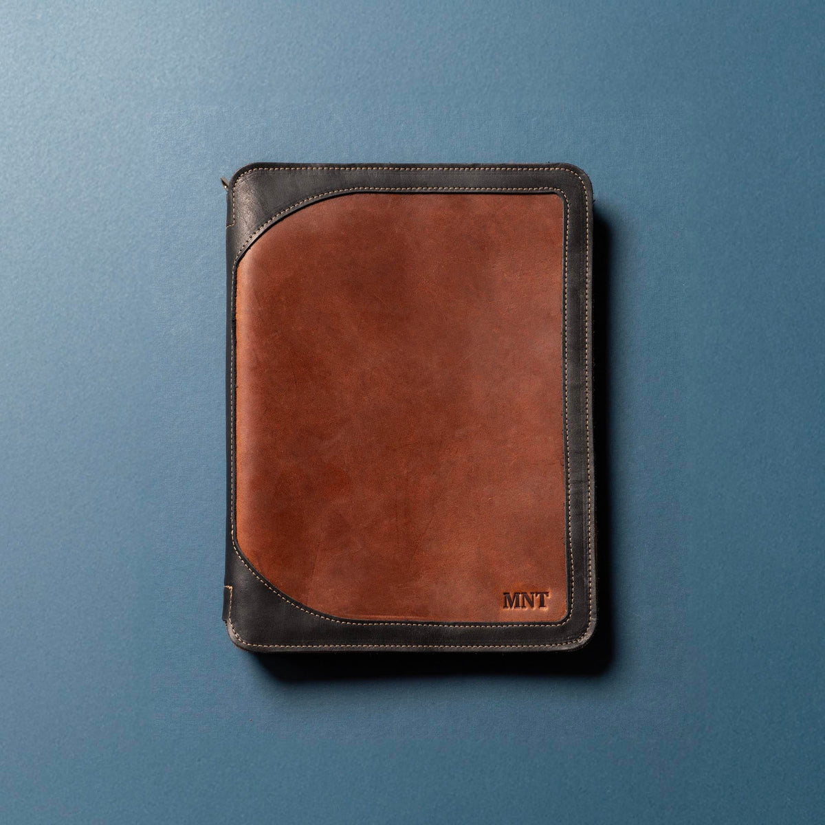 The Carnegie Fine Leather Zippered Portfolio Padfolio Laptop or iPad Case - with two Journals - Holtz Leather